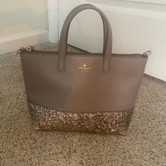 kate spade Handbags - Kate Spade Ina Greta Court Glitter crossbody bag